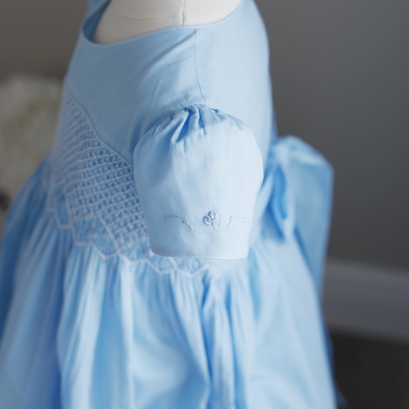 Strasburg Dress Smocked Blue Size 2/3 Embroidery Portrait BEAUTIFUL RARE BLUE - Picture 4 of 6